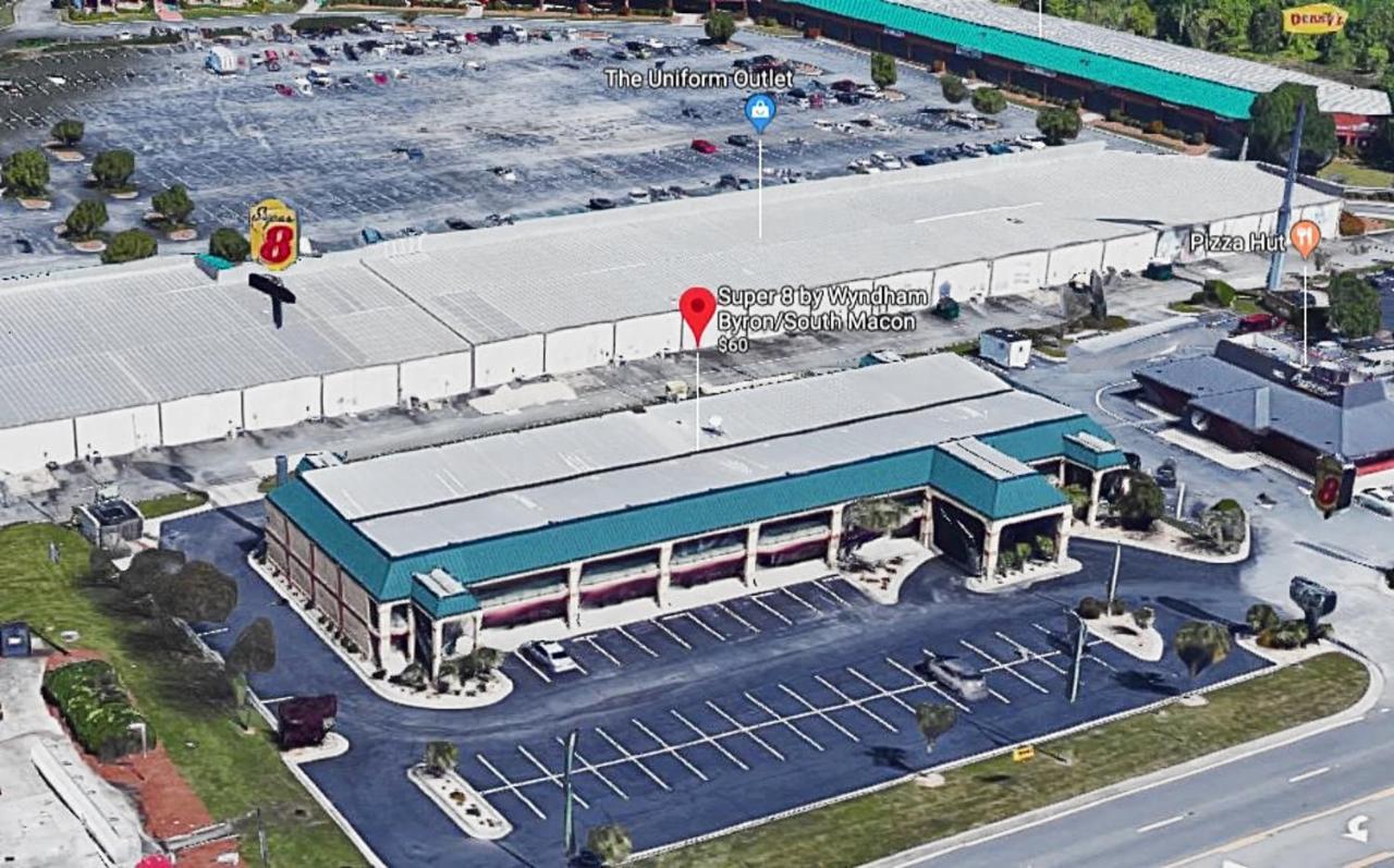 Super 8 By Wyndham Byron/South Macon Hotel Exterior photo