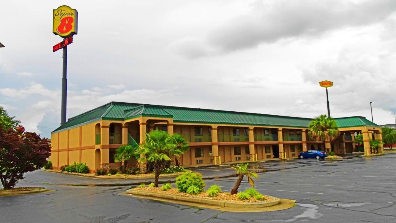 Super 8 By Wyndham Byron/South Macon Hotel Exterior photo